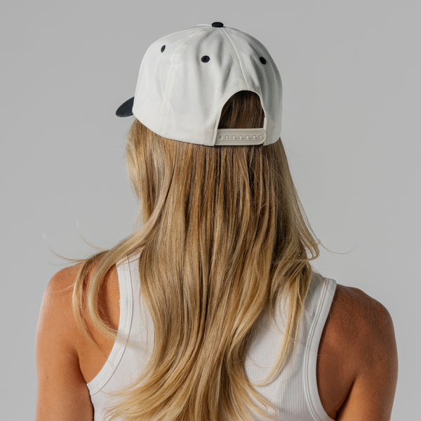 The HydroJug Hat T0